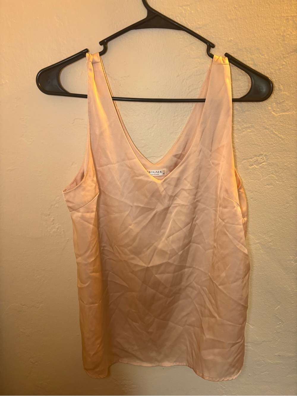 Ekouaer Women's Pink silk top
